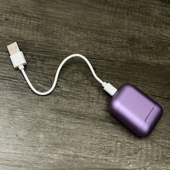 Purple metallic Wireless Earbuds with Charging Case - Picture 8 of 8